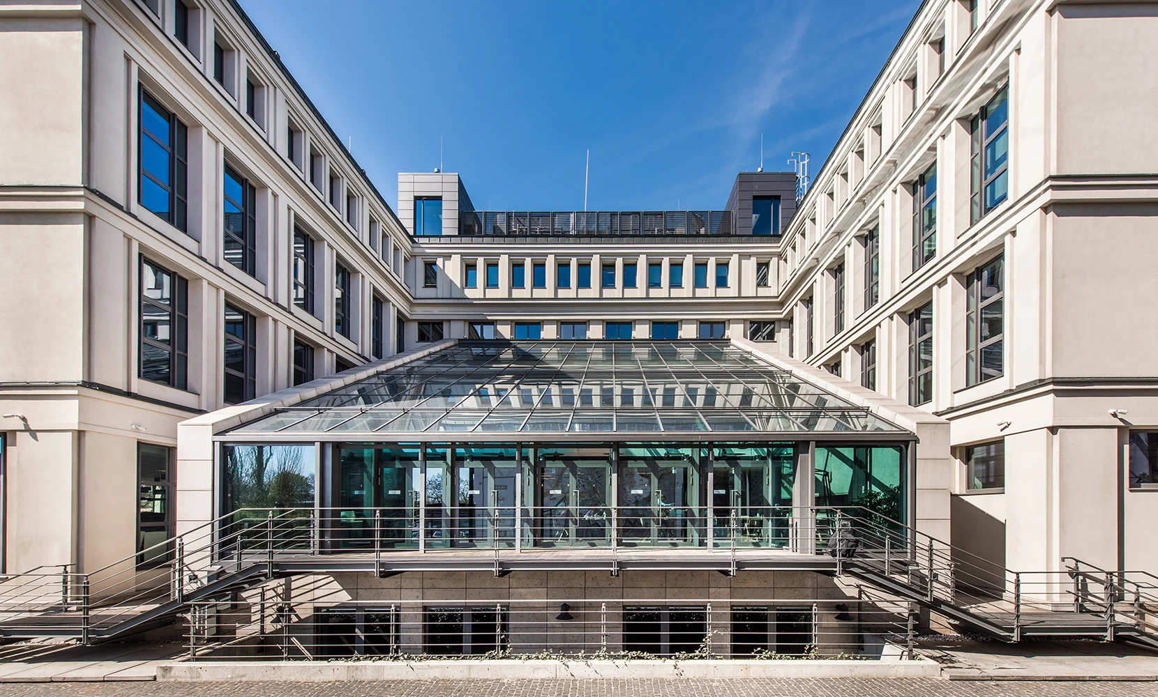 Budynek biurowy przy ul. Łąkowej