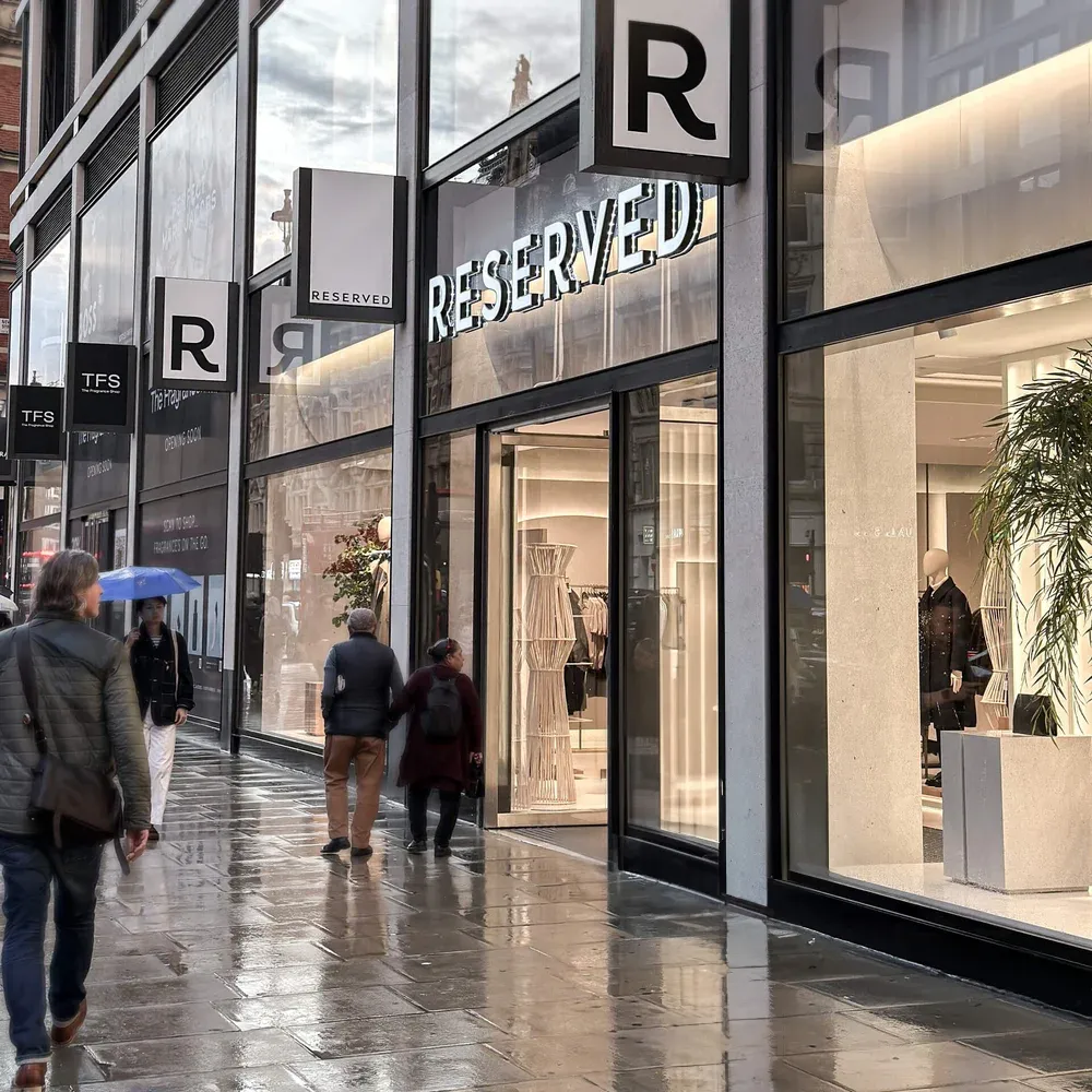 Reserved - Londyn Oxford Street