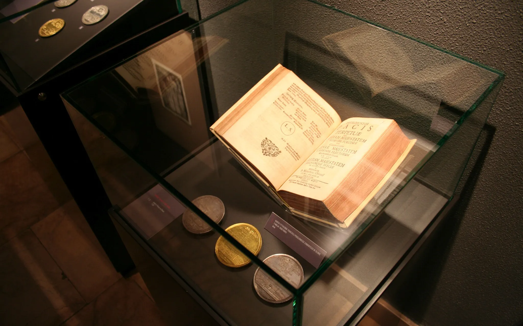 Czar Srebra i Magia Złota