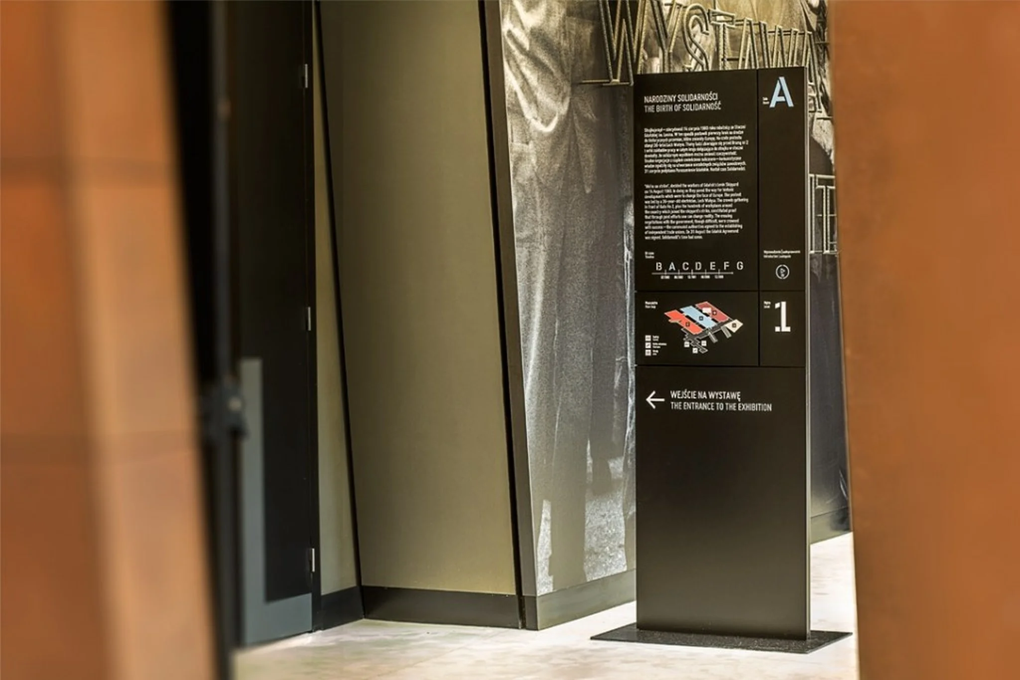 Europejskie Centrum Solidarności – System Orientacji Wizualnej