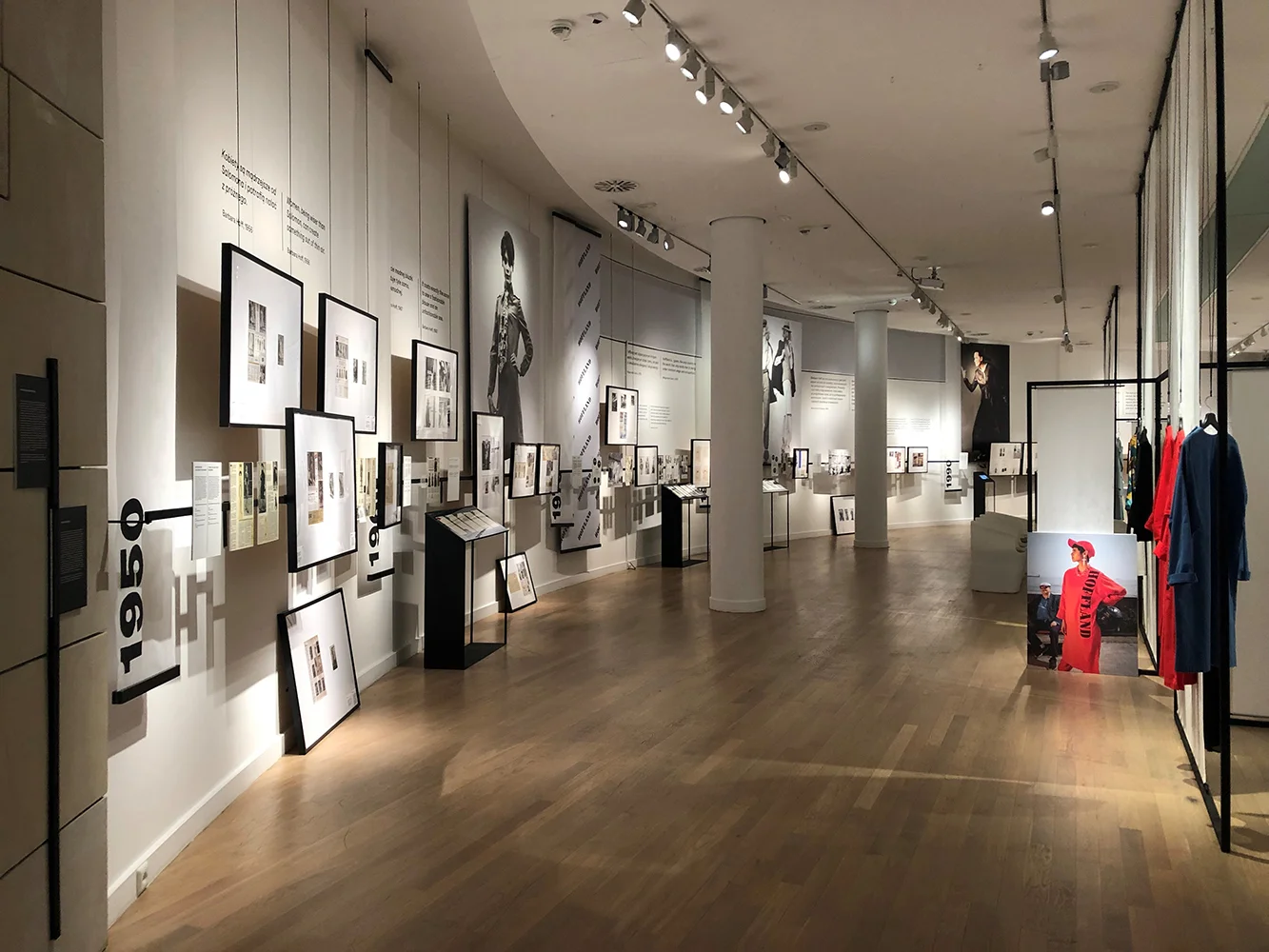 Projekt wystawy „Barbara Hoff. Polskie projekty, polscy projektanci”