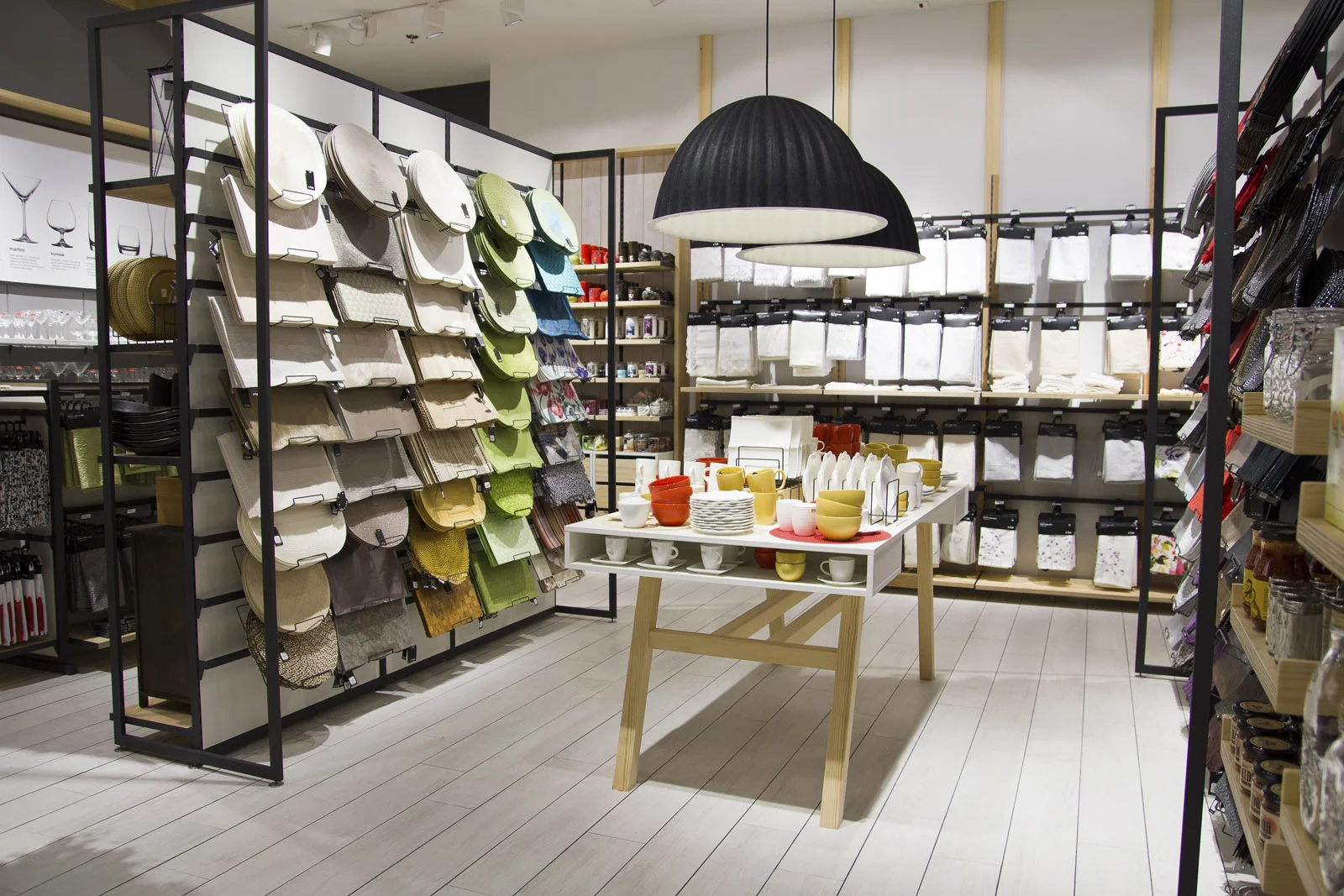 A Tab – projekt salonu nowej marki