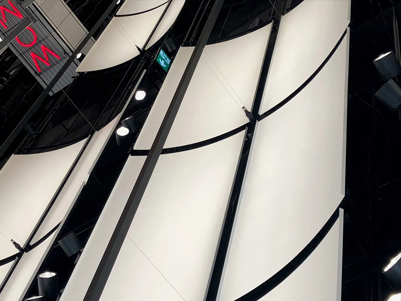 Cropp - Nowy koncept 2021