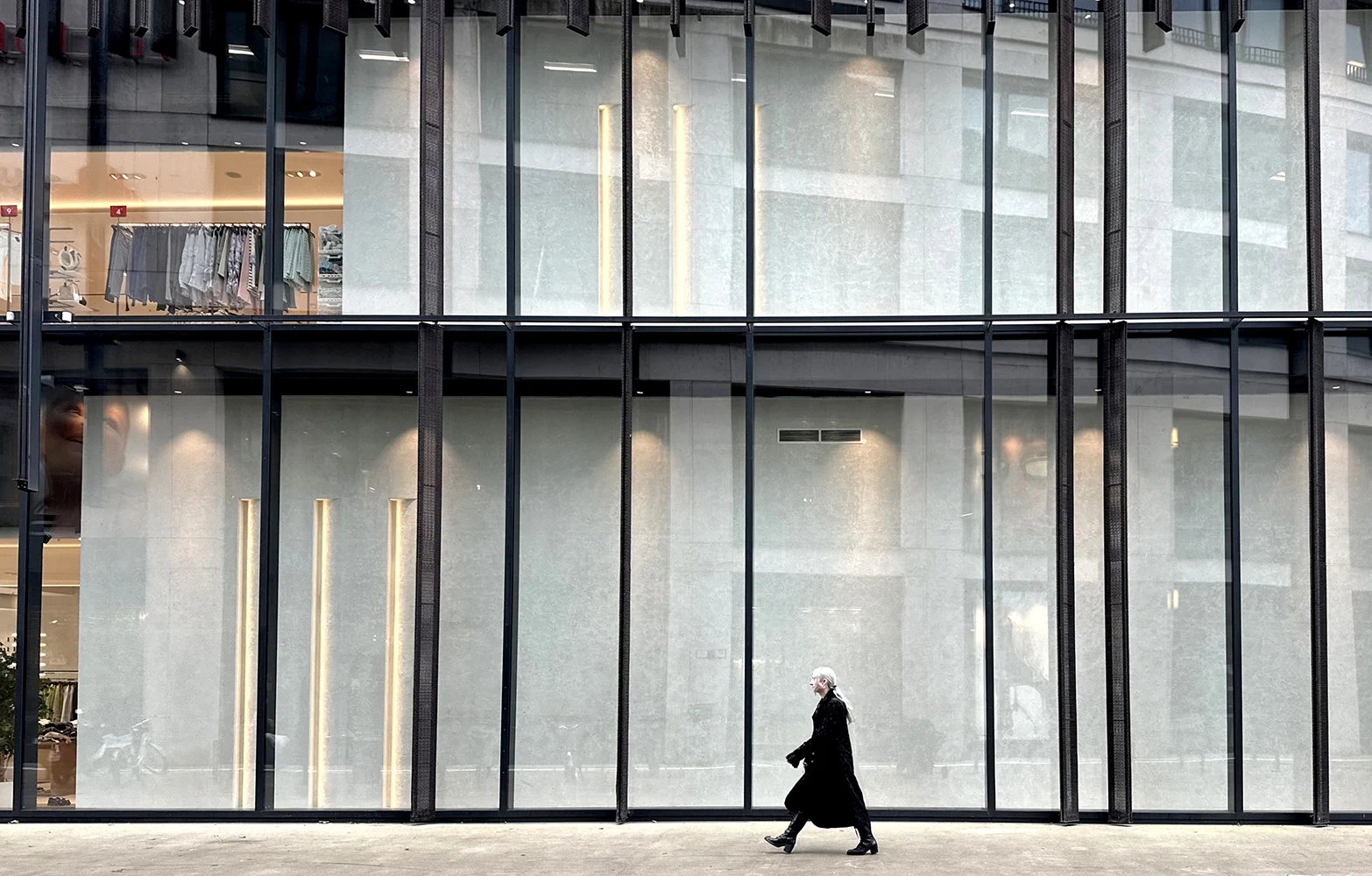 Reserved - Dusseldorf Schadow 2024