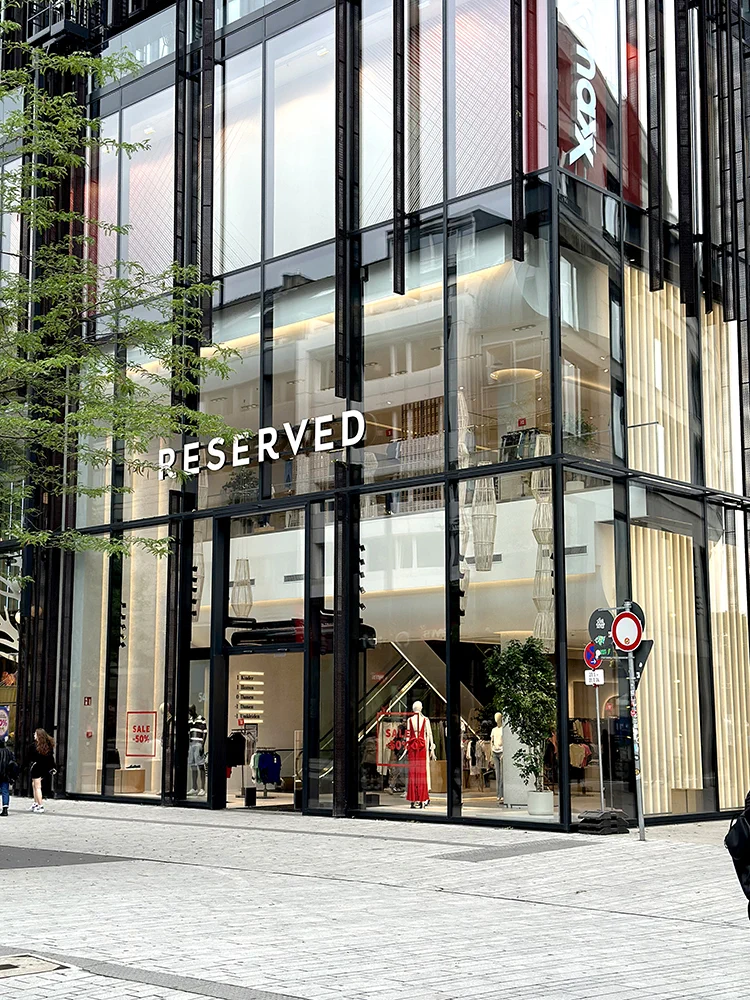 Reserved - Dusseldorf Schadow 2024