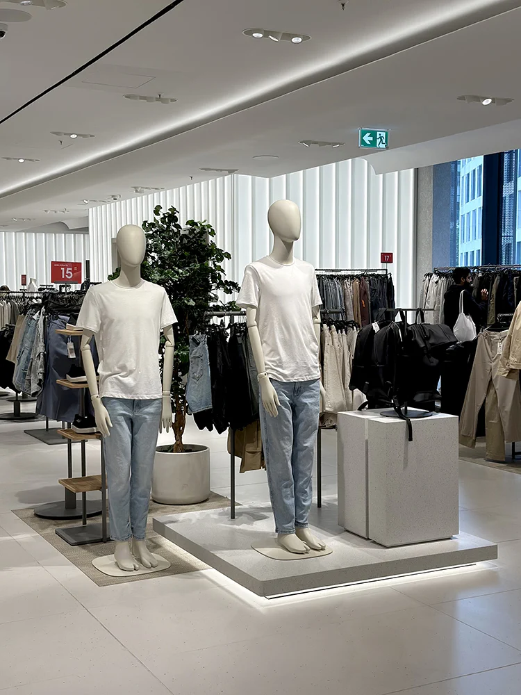 Reserved - Dusseldorf Schadow 2024