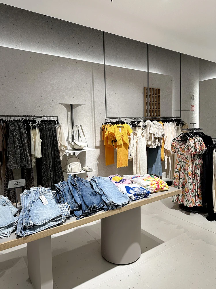 Reserved - Dusseldorf Schadow 2024