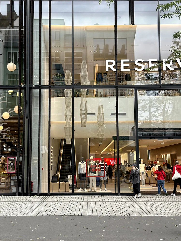 Reserved - Dusseldorf Schadow 2024