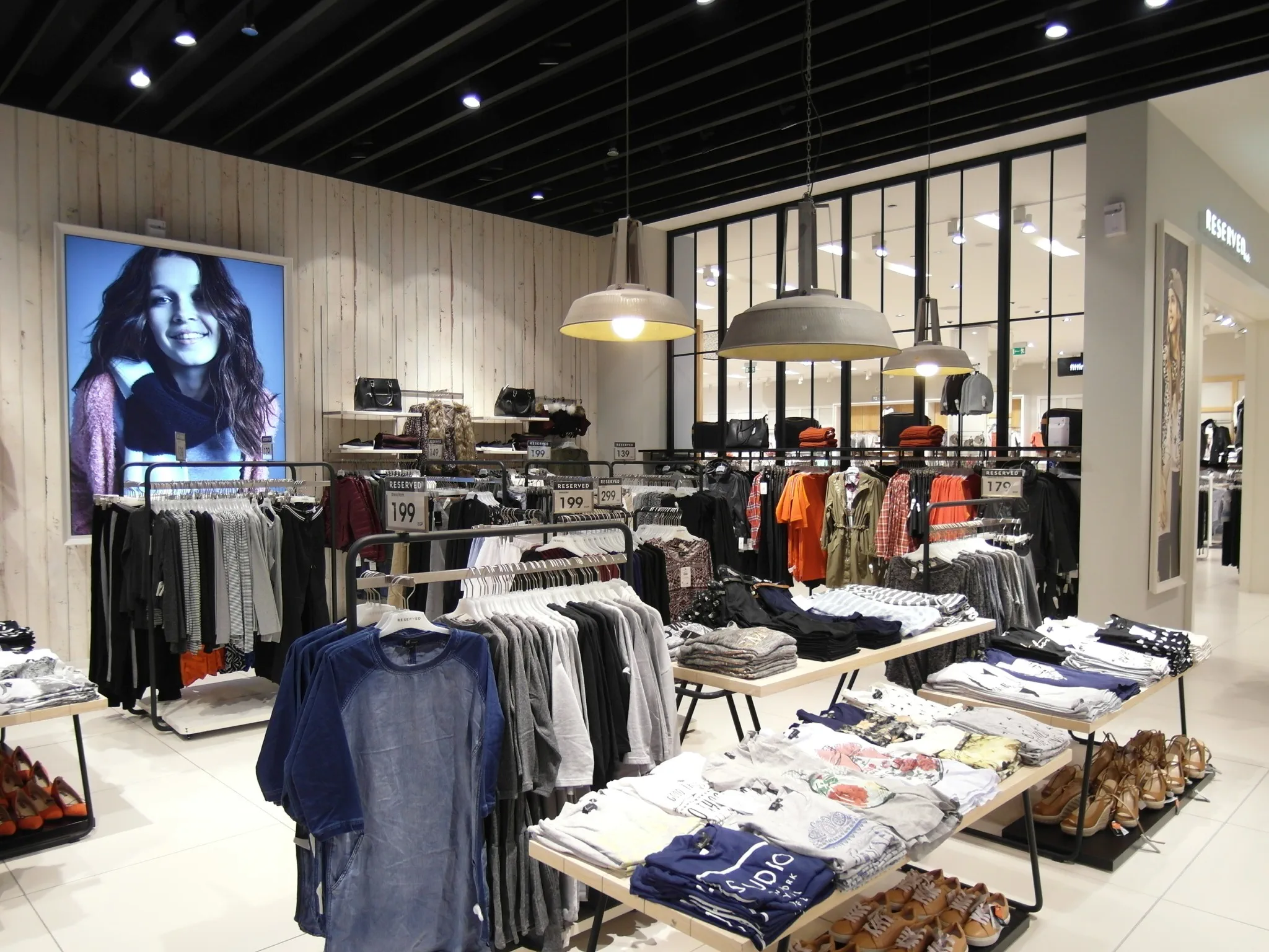 Reserved - Kair, Festival City