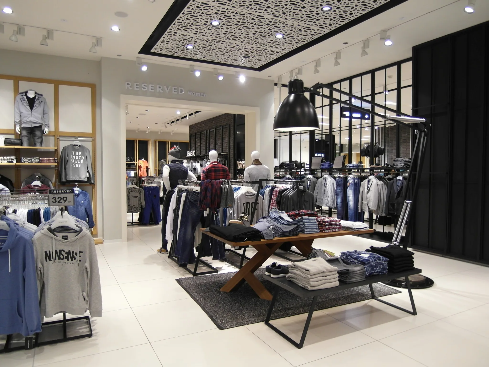 Reserved - Kair, Festival City