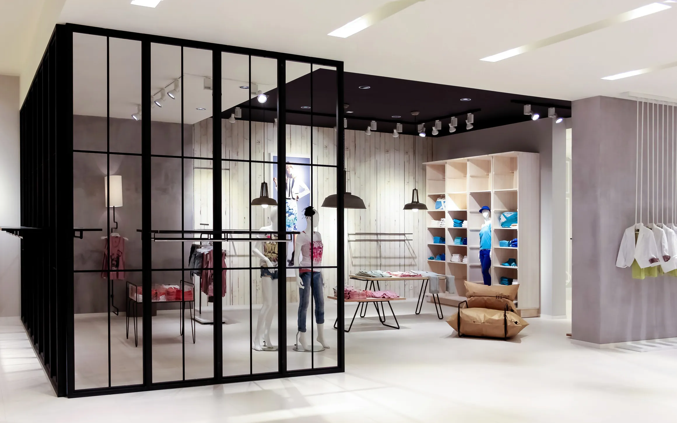 Reserved - Nowy koncept 2012