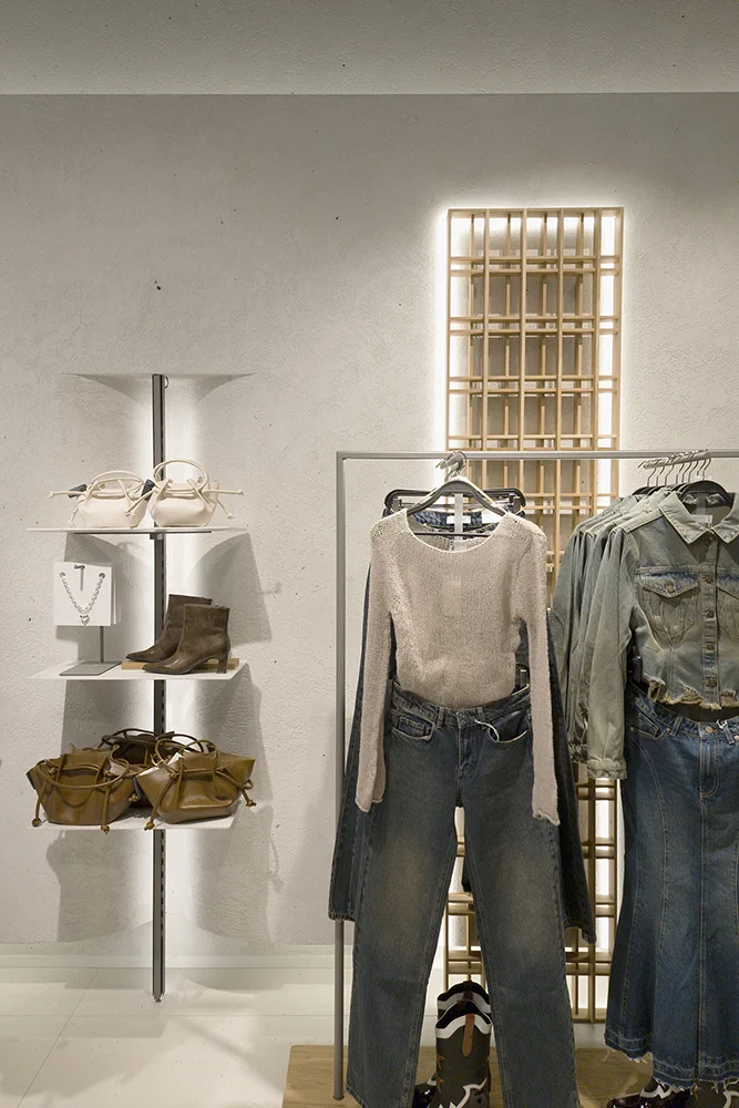 Reserved - Mediolan Corso Buenos Aires