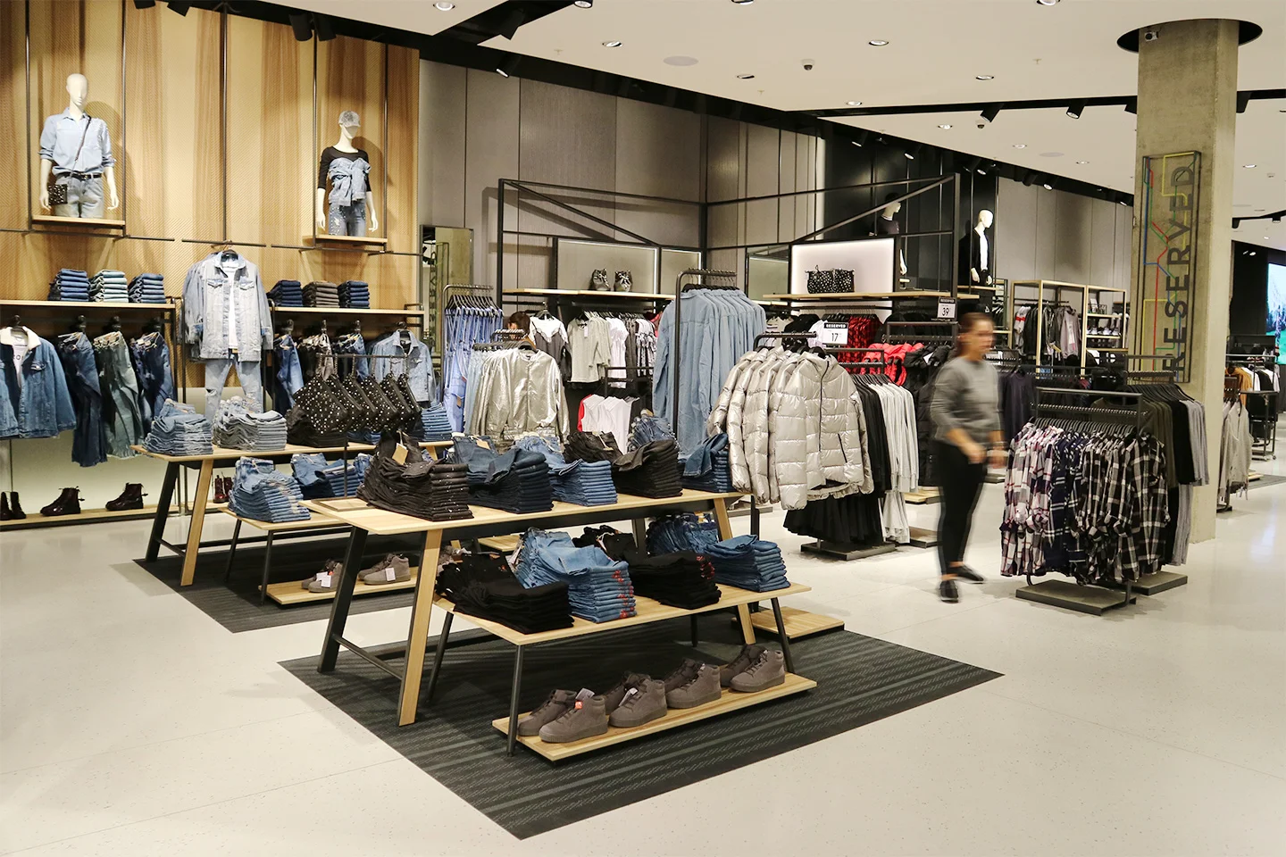 Reserved - Londyn Oxford St. 