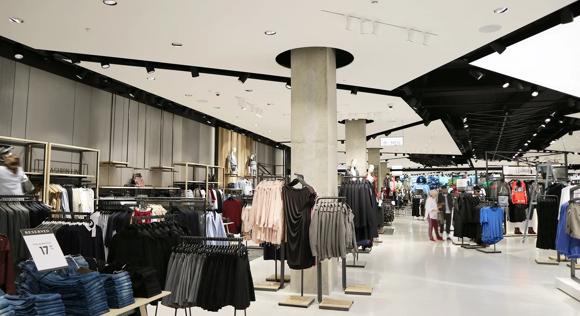 Reserved - Londyn Oxford St. 