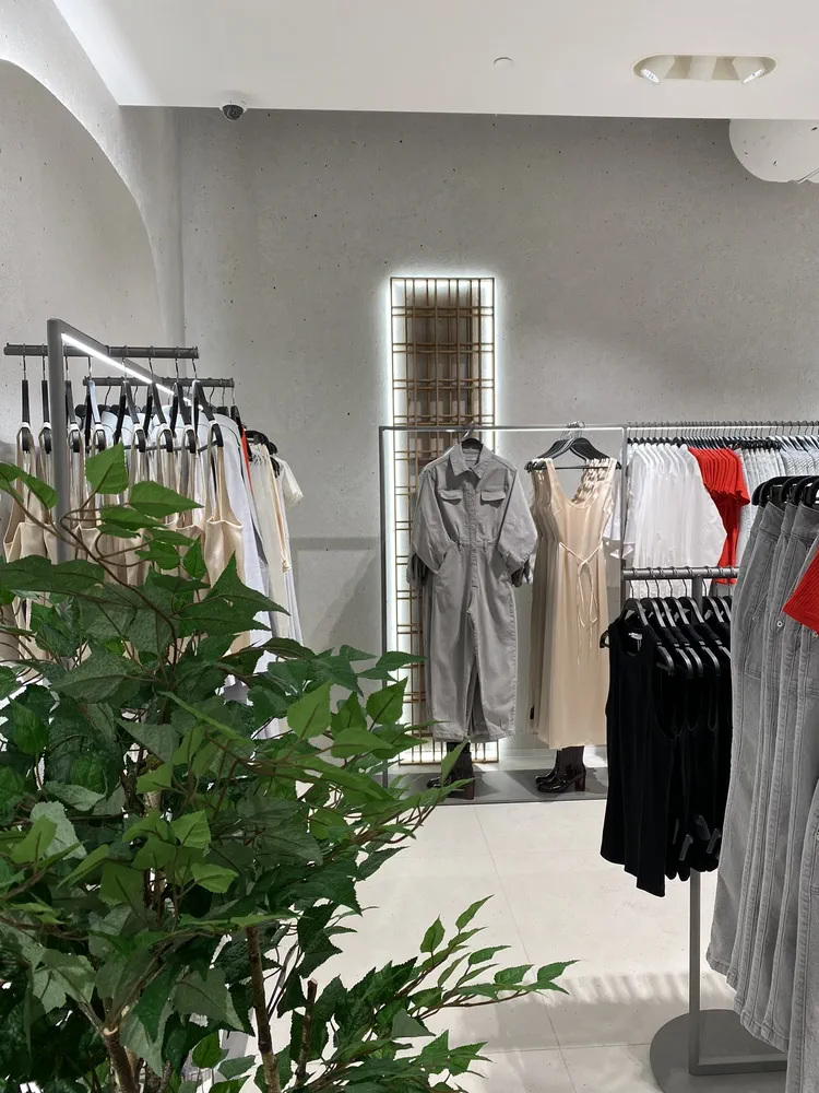 Reserved - Mediolan Corso Vittorio Emenuele II