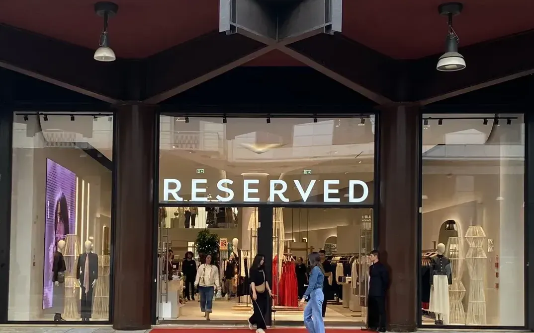 Reserved - Mediolan Corso Vittorio Emenuele II